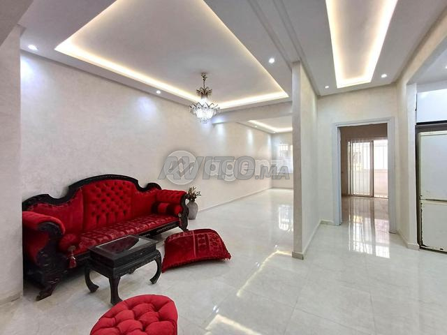 APPARTEMENT REFAIT À NEUF – EMPLACEMENT IDÉAL