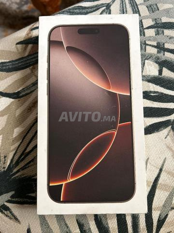 IPHONE 16 PRO MAX NEUF dans sa boite fermée