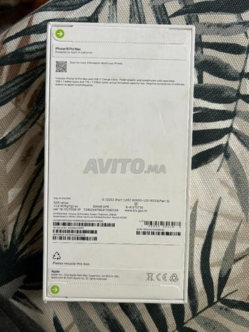 IPHONE 16 PRO MAX NEUF dans sa boite fermée - 2