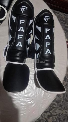 واقيات القدم لرياضة الكيك بوكسينغ