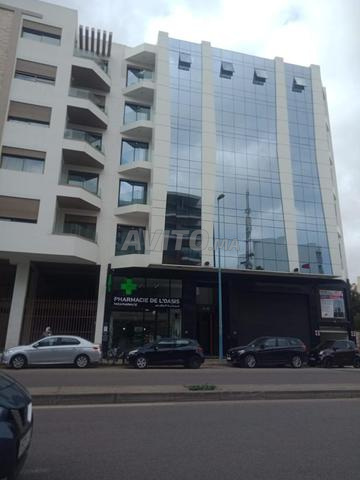 Bureau haut standing à louer à Oasis