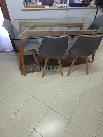 Table à manger - 2