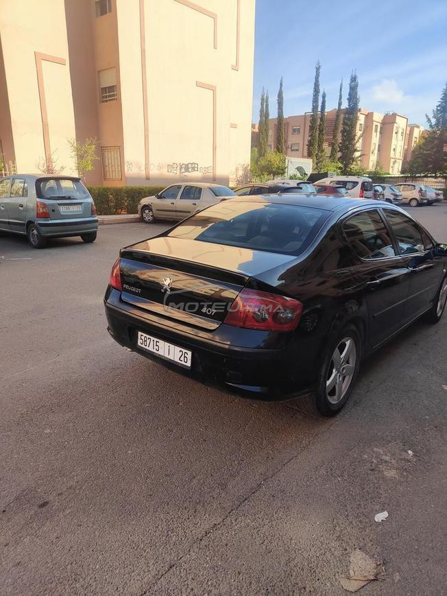 سيارة بيجو 407