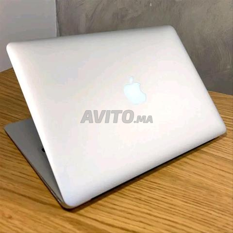 MacBook Slime i5 air Disque 256 SSD batterie 6h