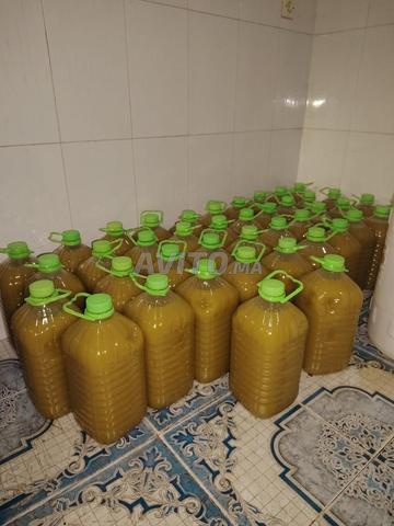 🌿 Huile d'olive locale de première pression - Offre du jour à Marrakech
