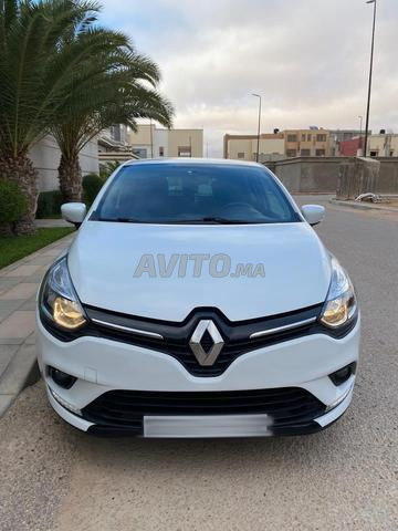 Clio4 automatique seulement 84000km