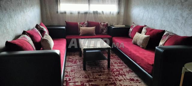 صالون تنجيد بحالة جيدة