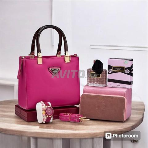 Pack de marque PRADA avec montre en 5 PC