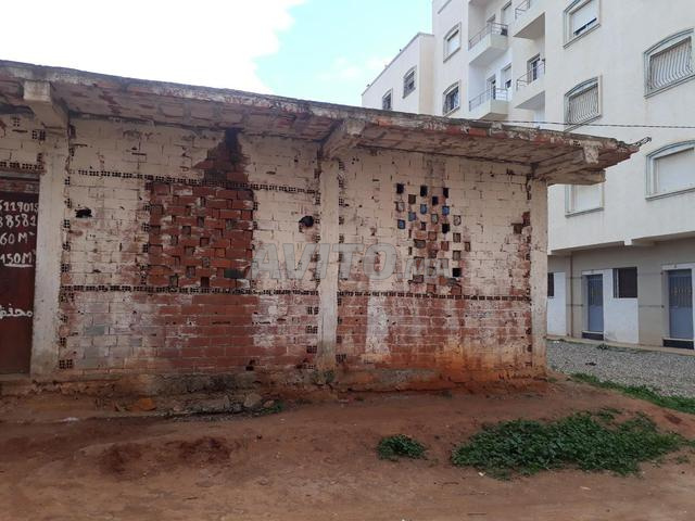 Maison titrée à vendre nécessitant des réparations à Oued Laou