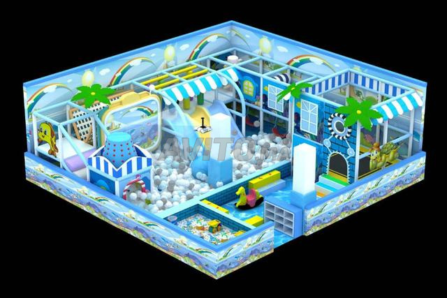 أثاث مقهى ومنتزه ألعاب