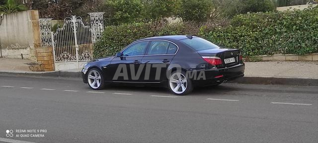 BMW Série 5 Essence Automatique 2007 à Fès