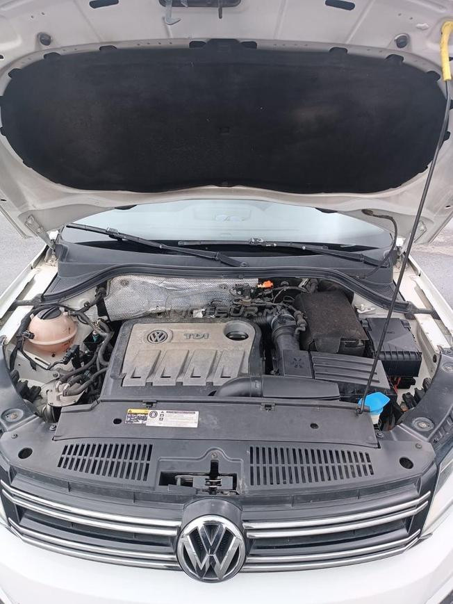 Volkswagen Tiguan Diesel Manuelle 2015 à Salé