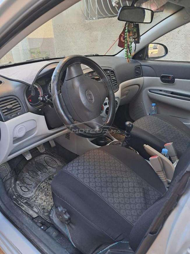 hyundai accent très bonne état  ww ou maroc    