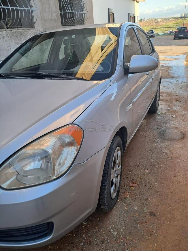 hyundai accent très bonne état  ww ou maroc    