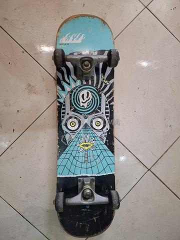 لوح تزلج نظيف الدار البيضاء