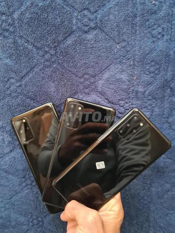 Samsung S20Plus 128jega 8ram Officiel