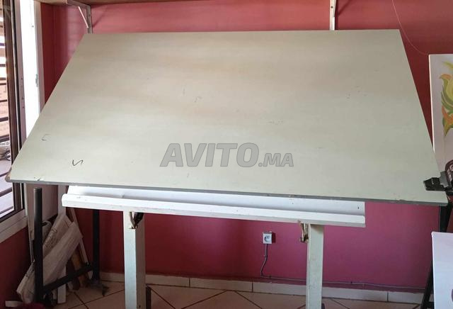 Tableau d’architecte / Table à dessin – حجم كبير