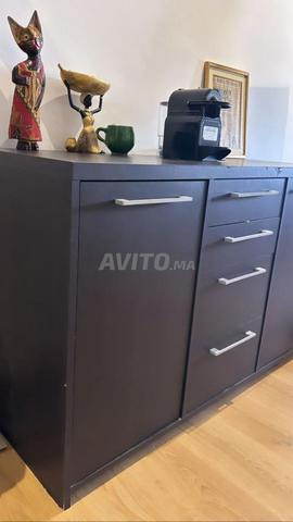 Buffet noir à vendre ( 2 portes et 4 tiroirs) - 2