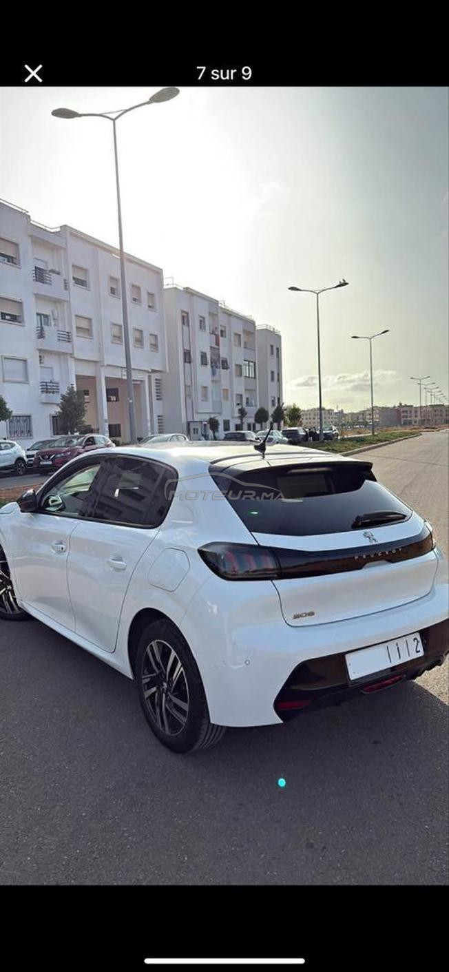 Peugeot 208 allure model 2021