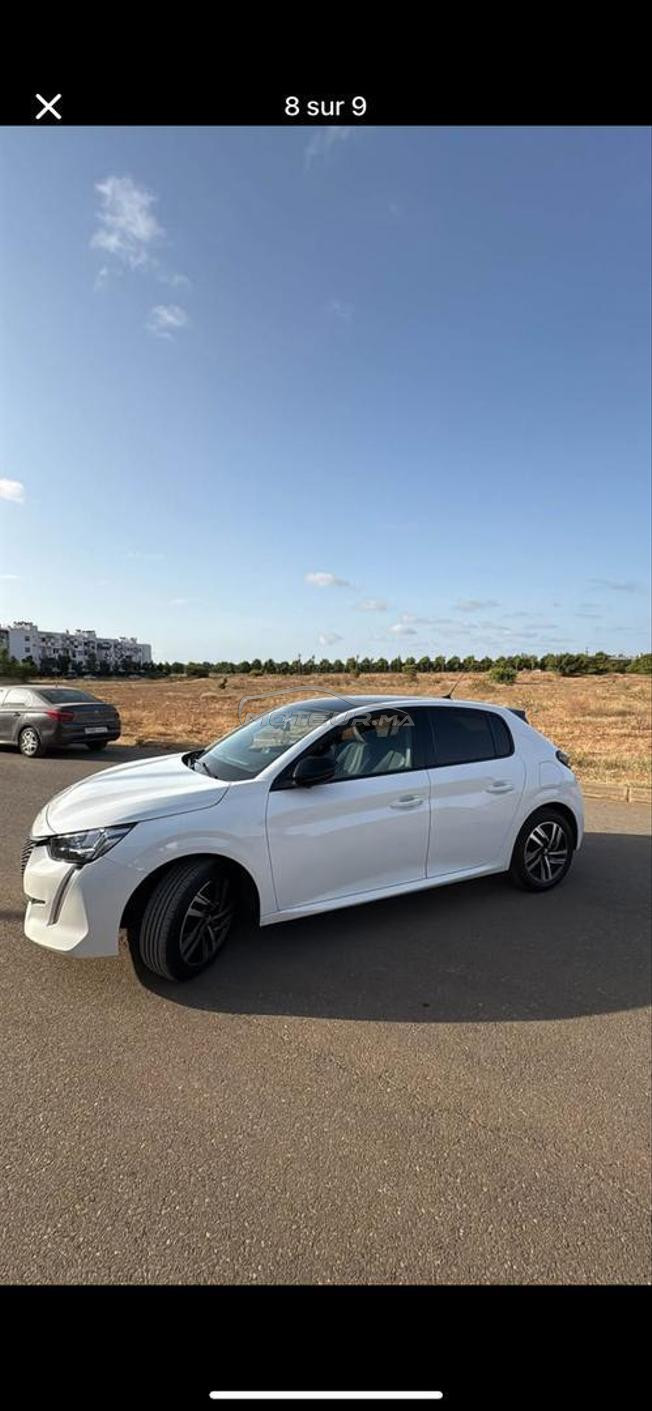 Peugeot 208 allure model 2021