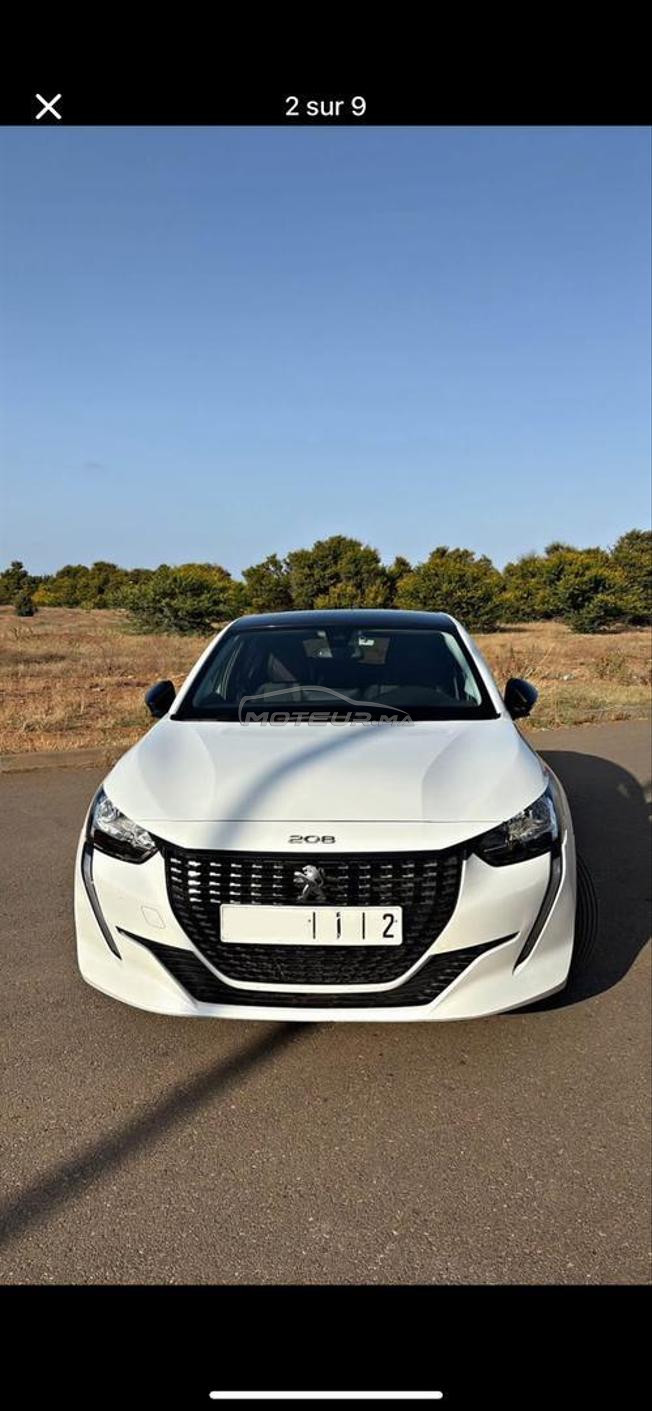 Peugeot 208 allure model 2021