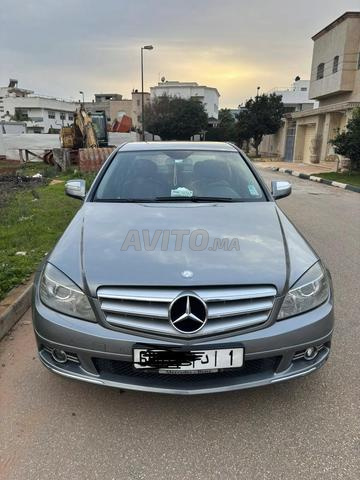 مرسيدس C220 W204