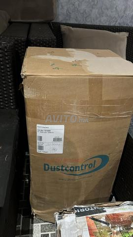 À vendre 1 karcher et 1 aspirateur pro neufs