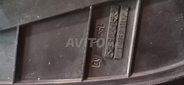 ضوء خلفي رونو كليو 1 - 2