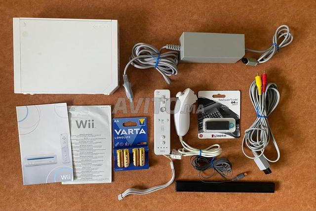 نينتندو وي مفلاشة 64 جيجابايت