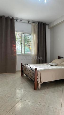 شقة جديدة للإيجار 100 متر مربع مطلة على الحديقة - 2