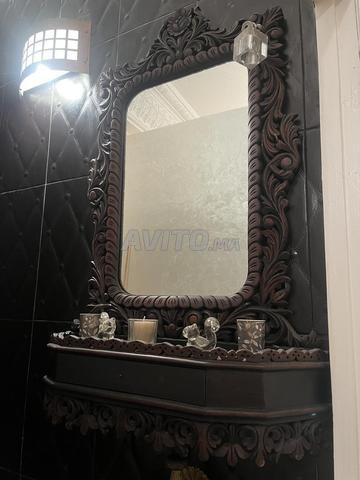 مرآة خشبية للبيع