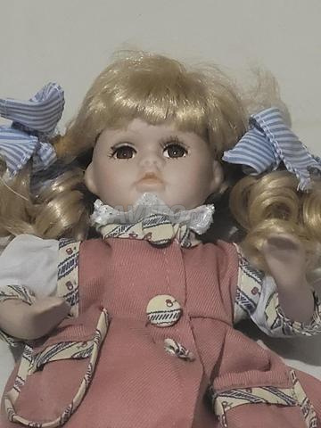 دمية من الشمع