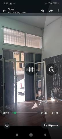 فيترينا للبيع مكازة للبيع الألمنيوم نوعية مزيانة