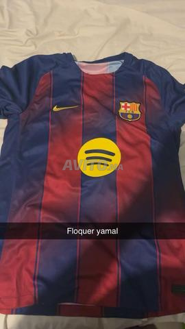 قميص يامال بارسا جديد ببطاقة مقاس L