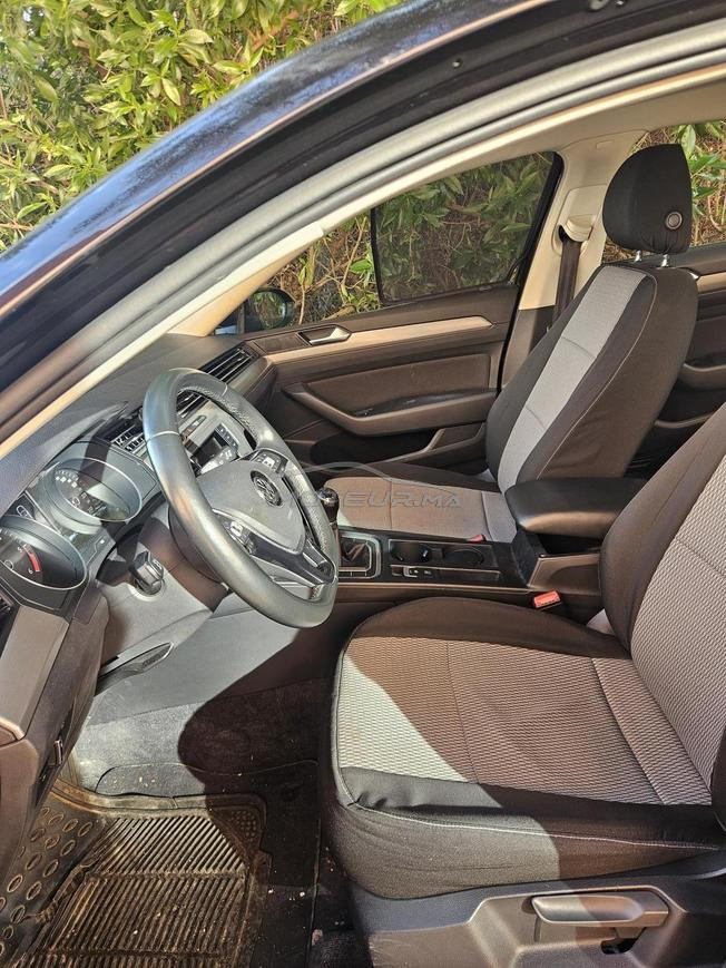 Volkswagen Passat Diesel Manuelle 2017 à Tanger