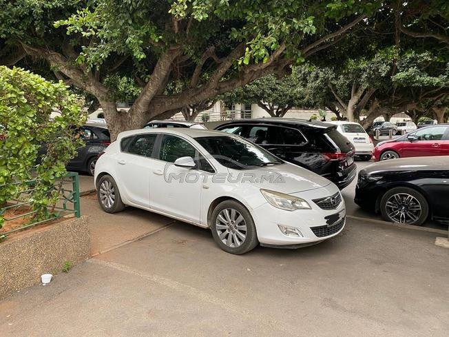 Opel Astra Diesel Manuelle 2011 à Salé