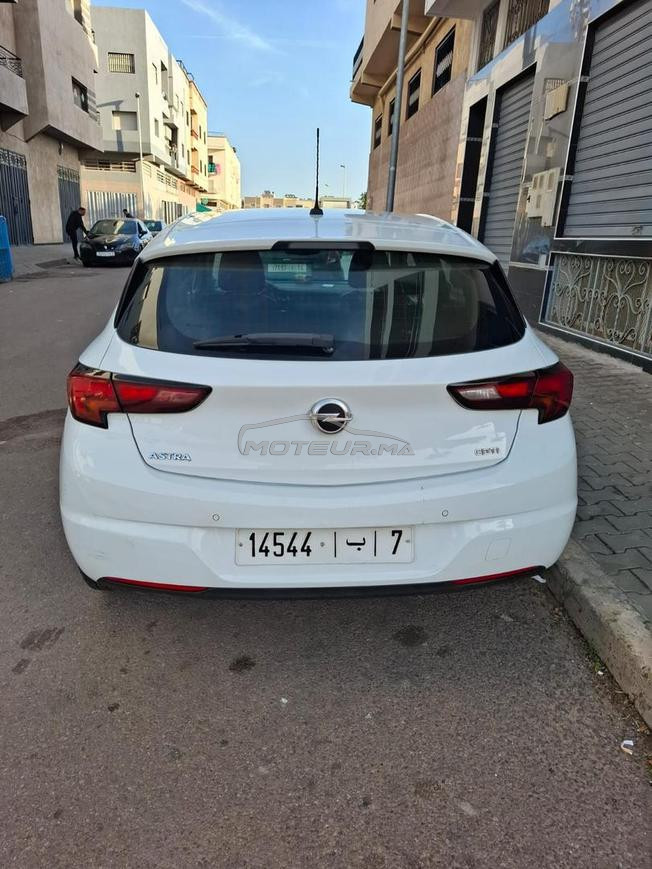 Opel Astra Diesel Manuelle 2018 à Casablanca