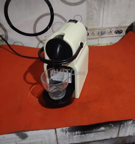 Cafetière Nespresso bon état - 2