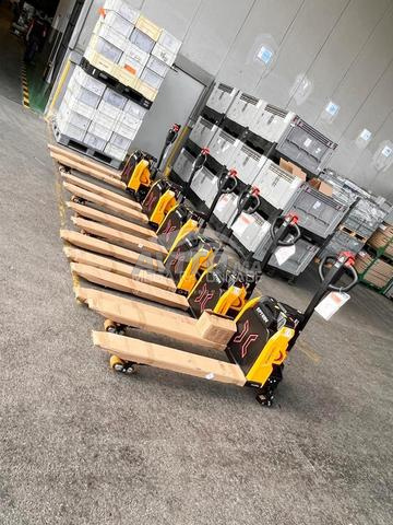 Transpalette Électrique – EPT15V / EPT20V