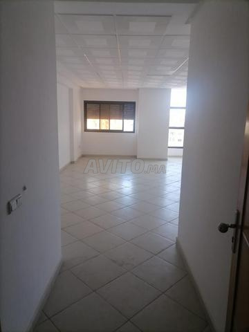 مكتب للإيجار طريق صفرو مقهى تيتانيك - 2