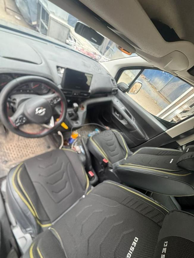 Opel Combo Manuelle 2019 à Al Hoceima