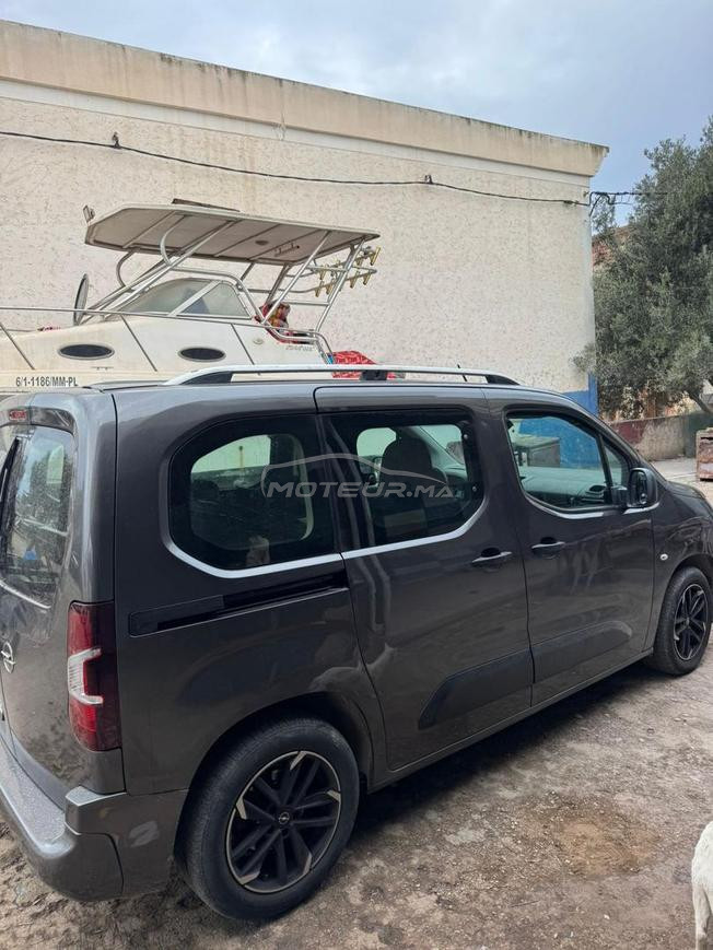 Opel Combo Manuelle 2019 à Al Hoceima