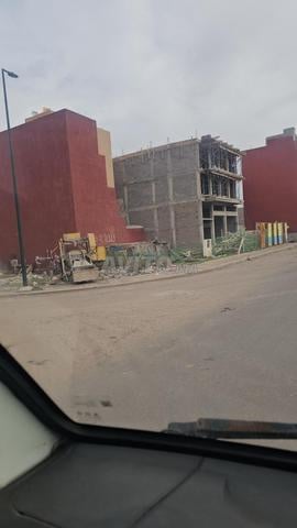 همزة للاستثمار ساس تجاري 160 m2 - 2