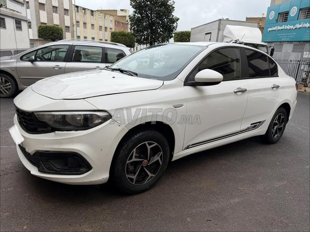 سيارة فيات تيبو ستريت ديزل متضررة