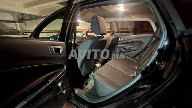 Ford Fiesta Diesel Manuelle 2017 à Sidi Rahal - 2