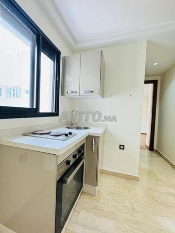 استوديو جديد للإيجار 50 متر مربع في الدار البيضاء المعاريف - 2