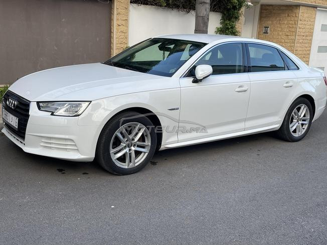 vendre Audi A4 Sligne 2018 tres bon état 