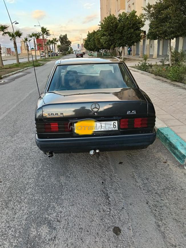 سيارة مرسديس190 
