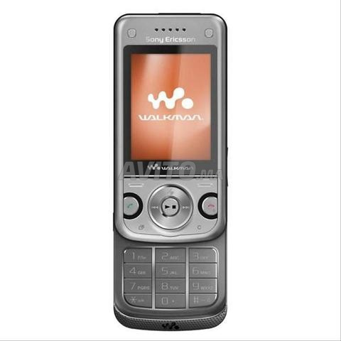 Sony Ericsson W760i Très Bon État - 2