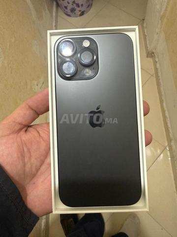 Iphone 16 pro max 256 canada neuf